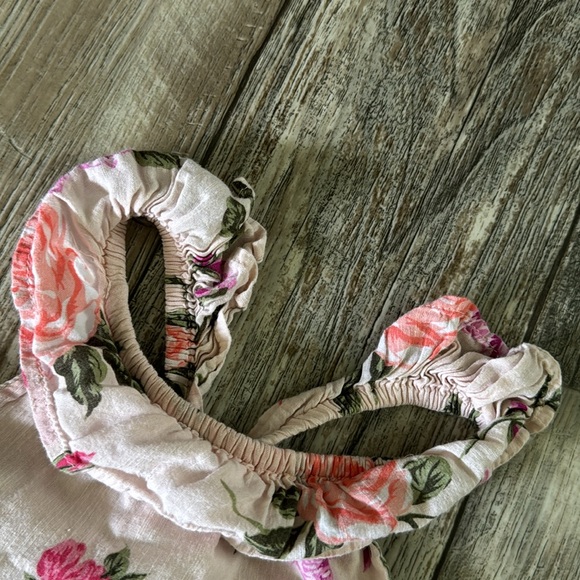 OLD NAVY BEAUTIFUL 🌷 FLORAL TODDLER GIRL DRESS SIZE 3T - Picture 2 of 6